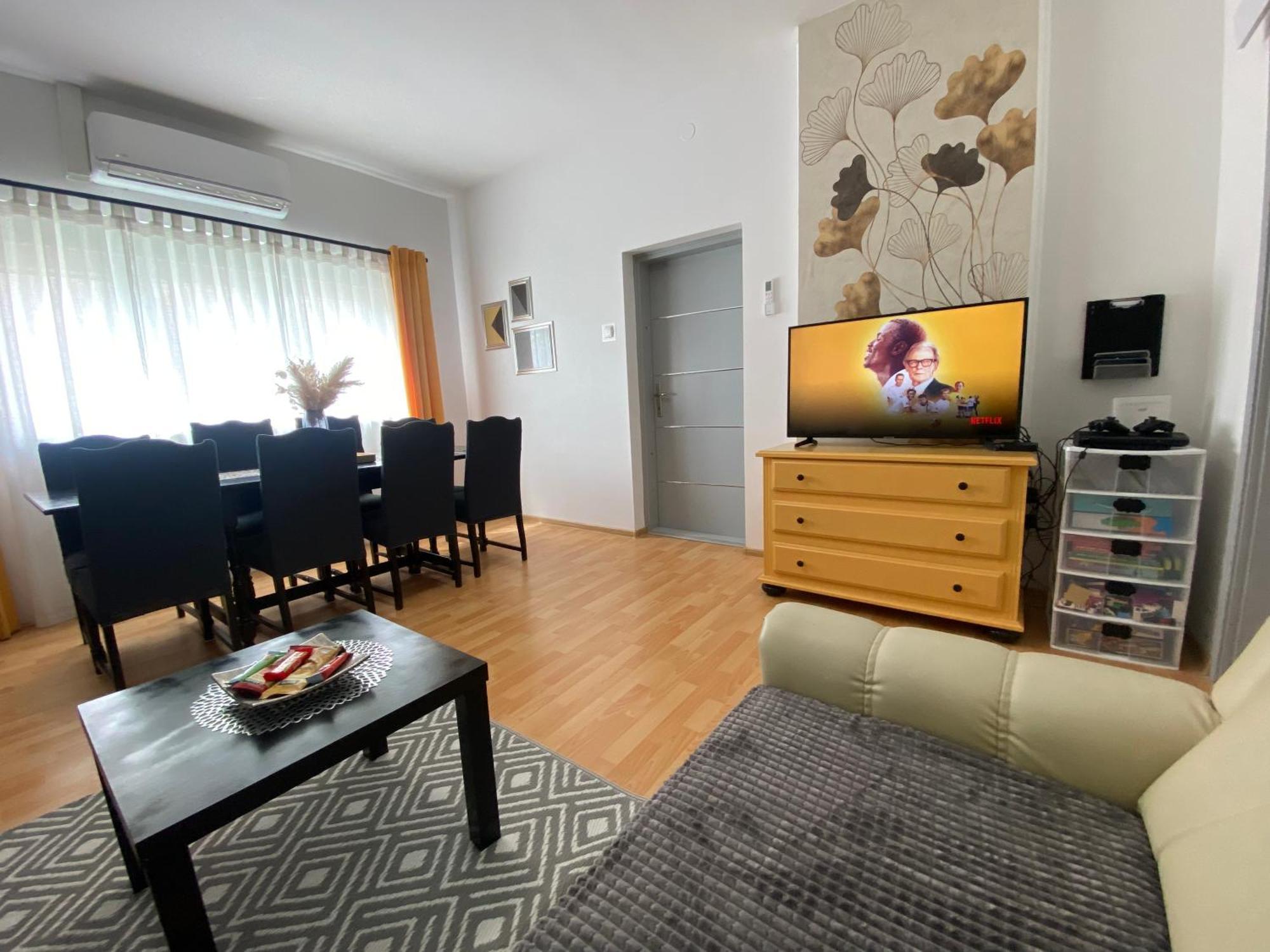 Apartman El Ogulin Buitenkant foto